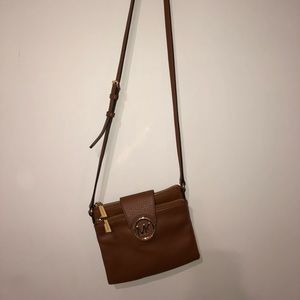 Micheal Kors brown leather cross body purse